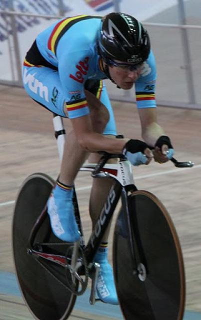 Steve Schoonheyt sur la Piste, Sylvain Léonard dans les sous-bois...