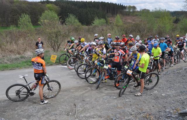 VTT à Sibret: Victoire pour Thomas Garnier (Juniors), 2ème place pour Axel De Lie (Débutants)